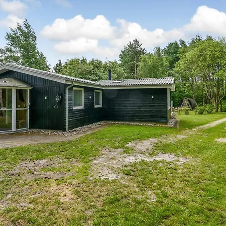 別荘 Nice Home In Blavand With Sauna
