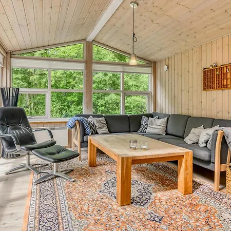 Nice Home In Blavand With Sauna 別荘 *