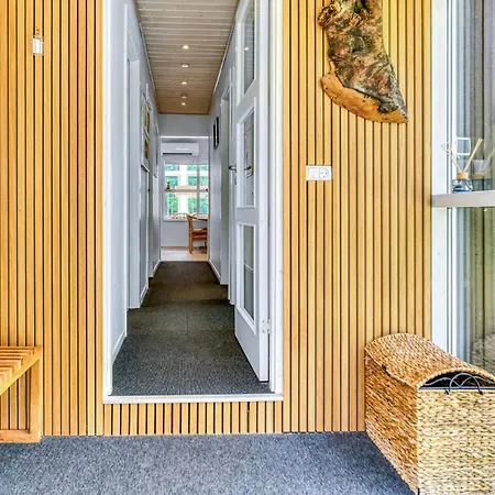 Vakantiehuis Amazing In With Sauna