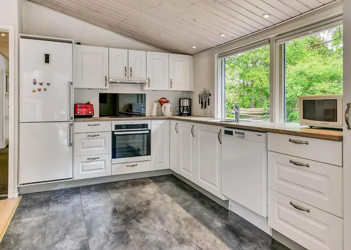 Semesterbostad Amazing In With Sauna