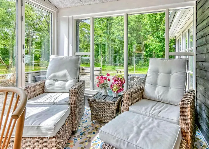 Semesterbostad Amazing In With Sauna