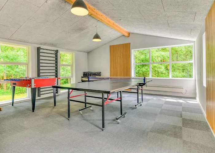 Semesterbostad Amazing In With Sauna