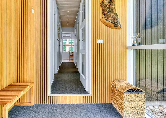 Semesterbostad Amazing In With Sauna